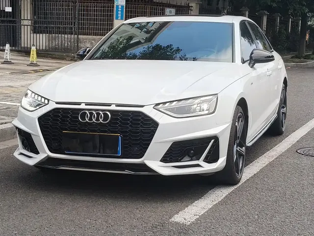 Audi A4L 2024 40 TFSI Luxury Dynamic