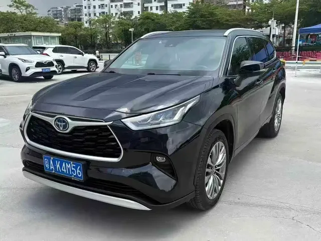 Toyota Highlander 2022 Model Dual Engine 2.5L 4WD Premium Edition 7-Seater