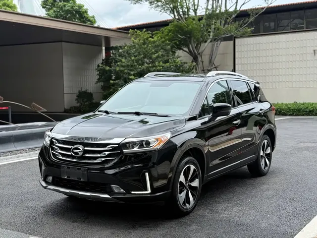 GAC Trumpchi GS4 2018 235T Automatic 2WD Luxury Smart Connect