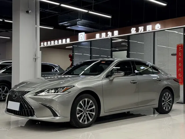 Lexus ES 2023 200 Excellence Edition