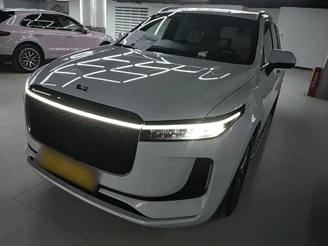 Li Auto Li ONE 2020 Extended Range 6-seater