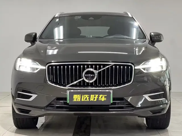 Volvo XC60 Plug-in Hybrid 2021 T8 E-Drive Hybrid Inscription Luxury
