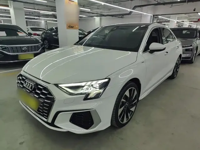 Audi A3 2023 Facelift A3L Limousine 35 TFSI Fashion Sport