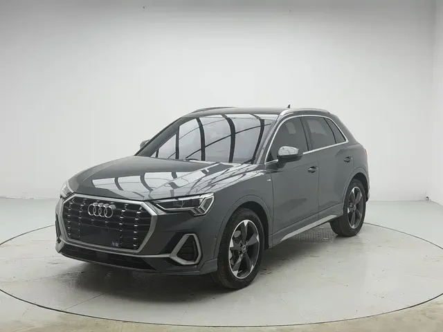 Audi Q3 2023 35 TFSI Fashion Dynamic (1.4T)