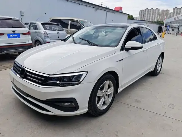 Volkswagen Lamando 2021 230TSI DSG Fashion Edition