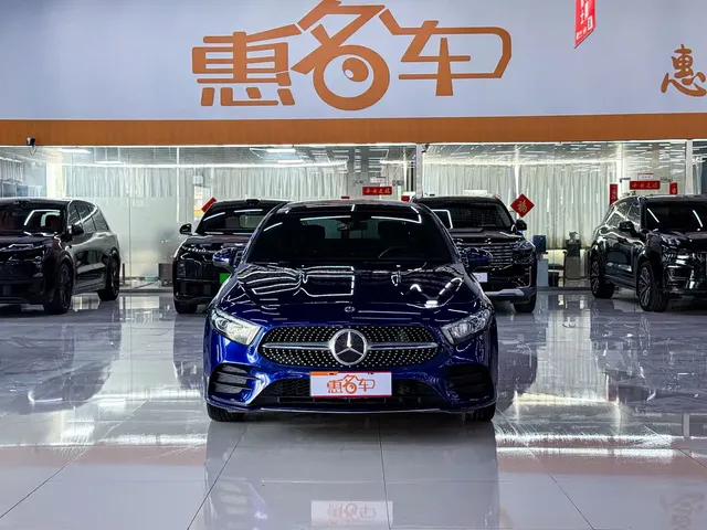 Mercedes-Benz A-Class 2020 Facelift A 200 L Sport Sedan Dynamic