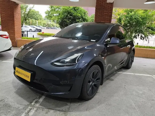 Tesla Model Y 2024 Rear-Wheel Drive Version