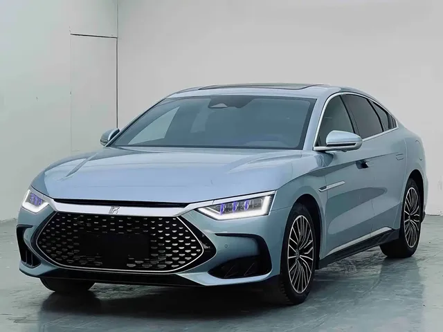 BYD Han 2023 DM-i Champion Edition 121KM Premium