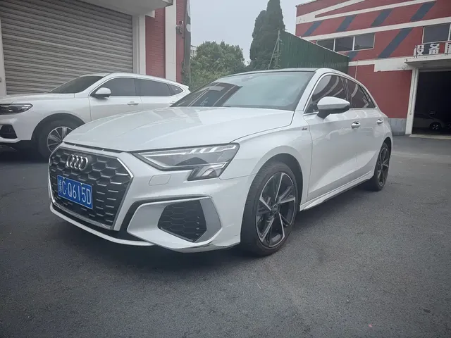 Audi A3 2023 Sportback 35 TFSI Fashion Sport