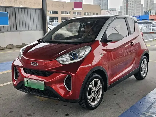 QQ New Energy Little Ant 2018 400 4-Seater Premium Smart Edition