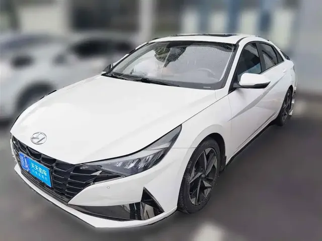 Hyundai Elantra 2022 1.5L CVT GLX Elite Edition