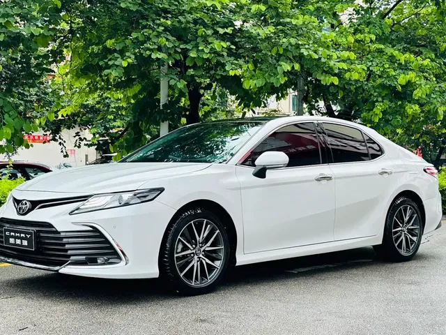 Toyota Camry 2021 2.5G Luxury Edition