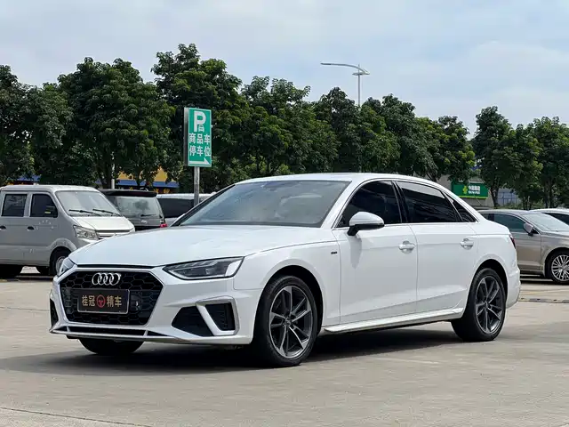 Audi A4L 2020 40 TFSI Fashion Dynamic Edition