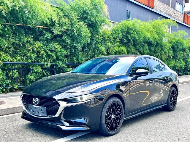 Mazda 3 Axela 2023 2.0L Auto Zhiya