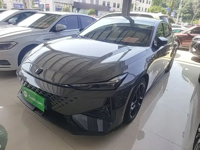 Changan UNI-V 2024 1.5T Deluxe