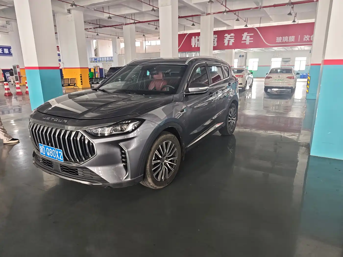 Jetour X70 PLUS 2023 1.5T DCT Warrior PLUS 7-seater