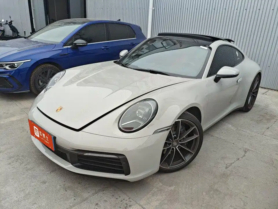 Porsche 911 2023 Carrera 3.0T
