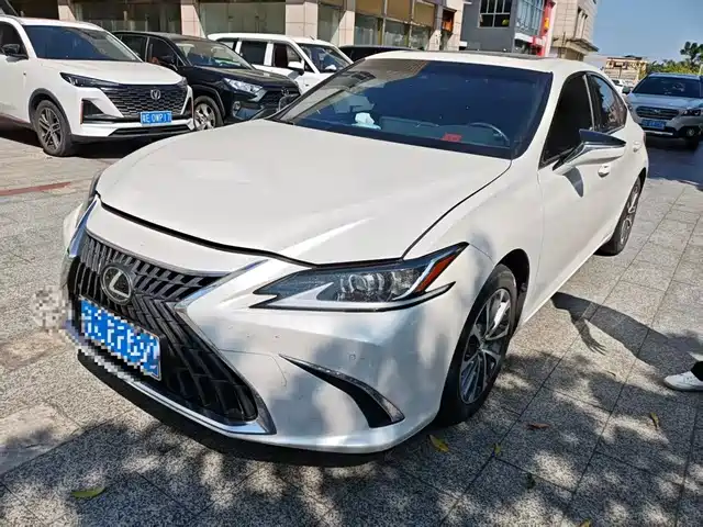 Lexus ES 2023 260 Excellence