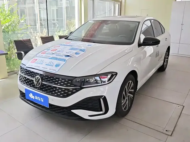 Volkswagen Lavida 2024 Model 300TSI DSG Starlight Leading Edition