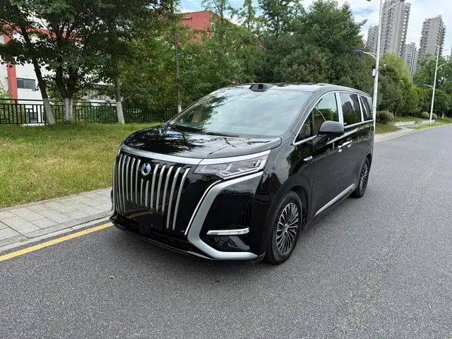 Denza D9 2025 EV Smart Drive Edition 600 AWD Luxury