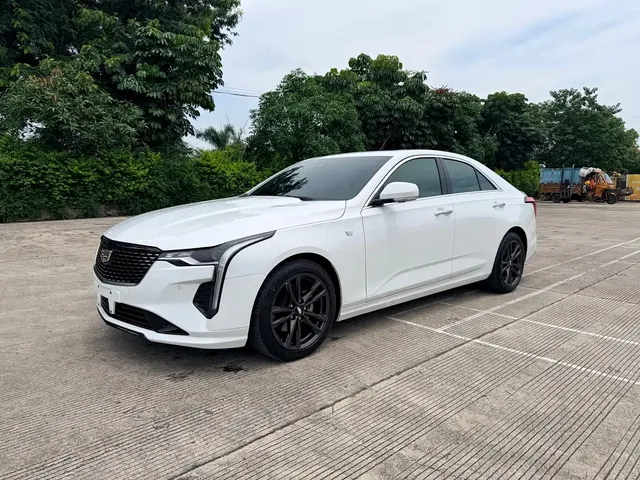 Cadillac CT4 2022 28T Luxury Model