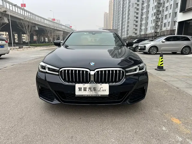 BMW 5 Series 2022 Model Second Facelift 525Li Luxury Package