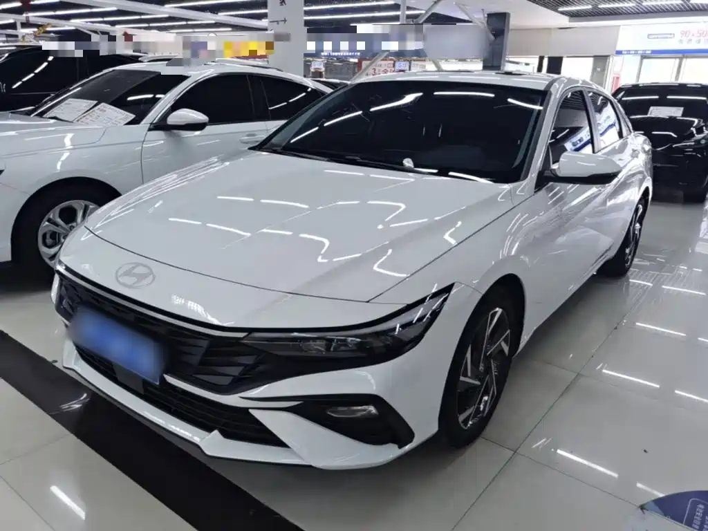 Hyundai Elantra 2023 1.5L CVT GLX Elite Edition