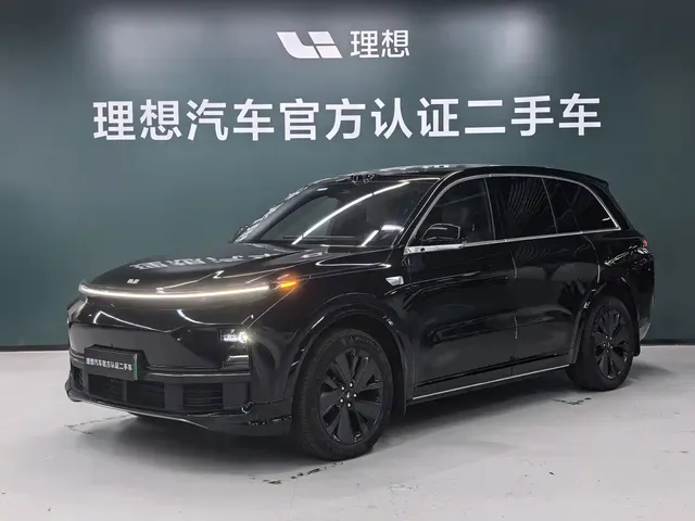 Li Auto Li L8 2025 Max Smart Renewal Edition