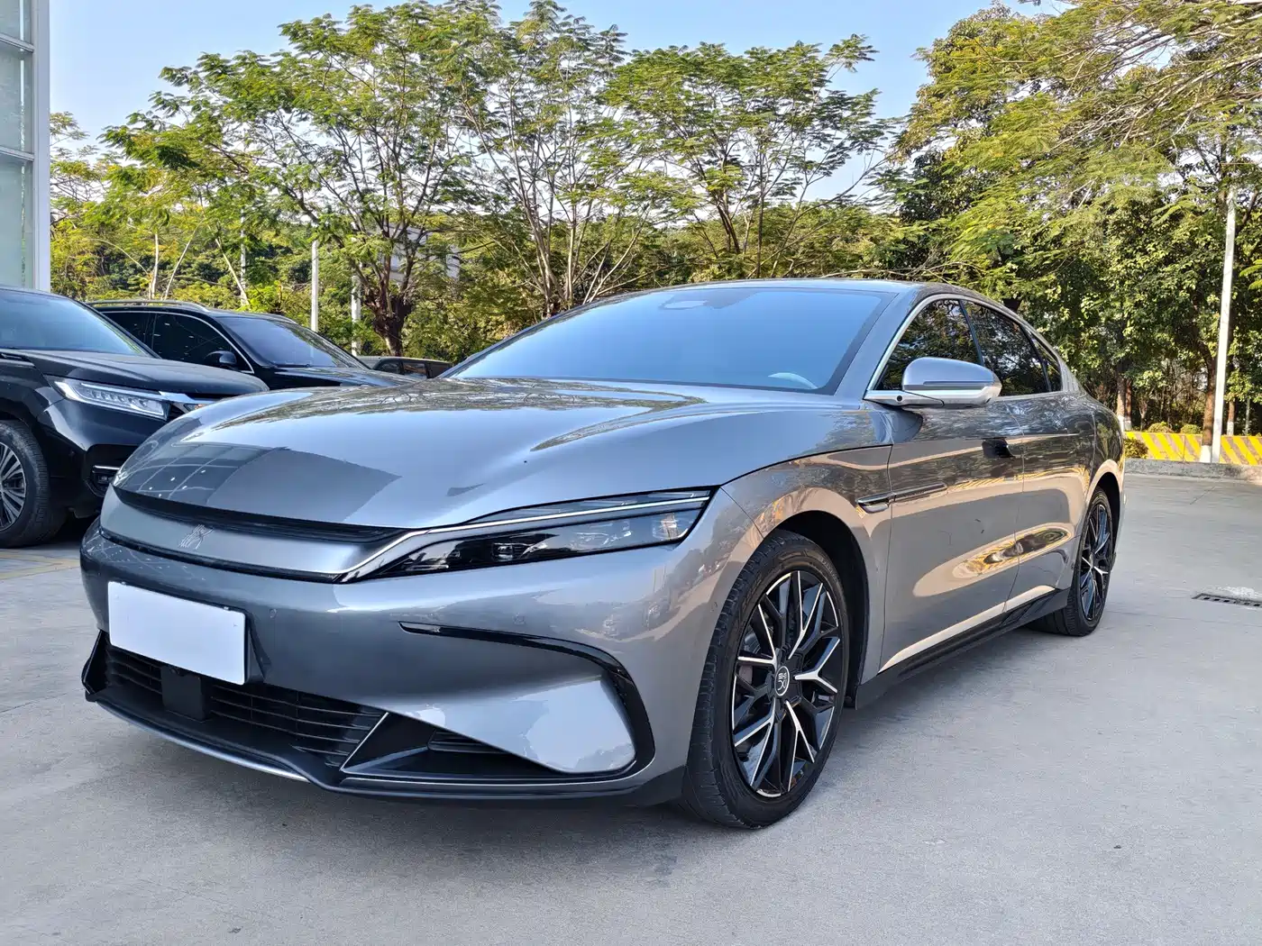 BYD Han 2024 EV Glory Edition 610KM AWD Celestial Eye Smart Driving