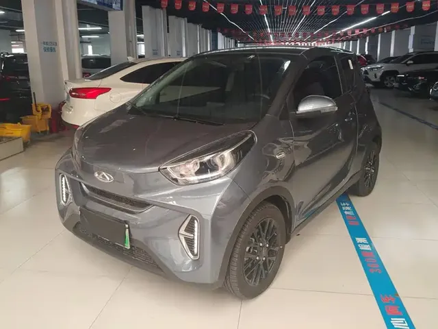 QQ New Energy Little Ant 2024 Youth Edition 251km True Love Version 25.05kWh
