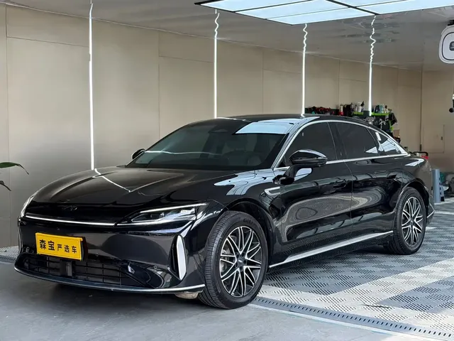 Chery Fengyun A9L 2025 260 Ultra Long Range Luxury Edition