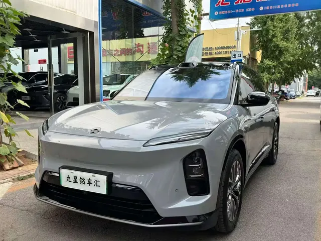 NIO ES6 2025 Model 100kWh 300,000 Units Commemorative Edition