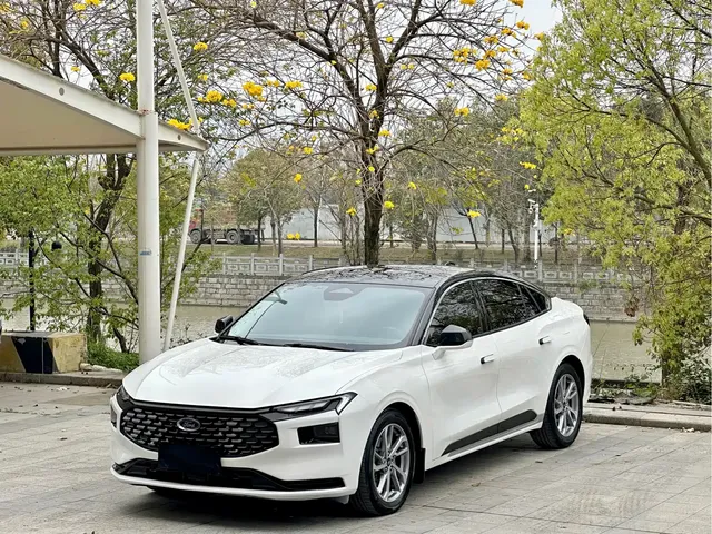 Ford Mondeo 2023 EcoBoost 245 Luxury