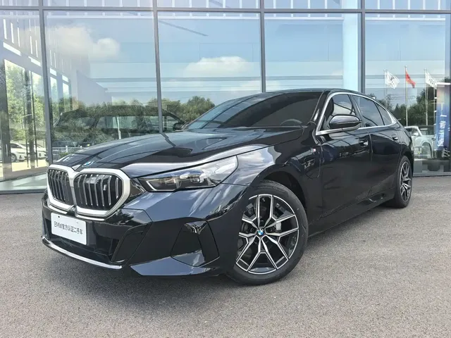 BMW i5 2025 eDrive 35L M Sport Package