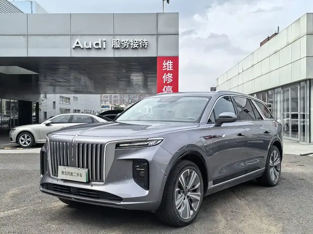 Hongqi E-HS9 2022 690km Qi Xiang Edition (6-seater)