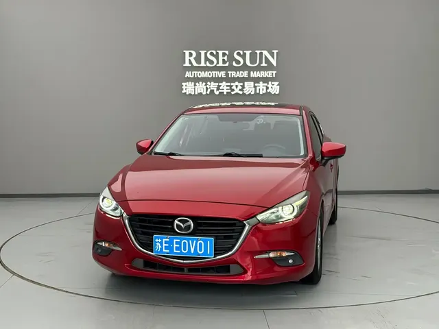 Mazda 3 Axela 2019 Cloud Control Edition Hatchback 1.5L Auto Luxury China V