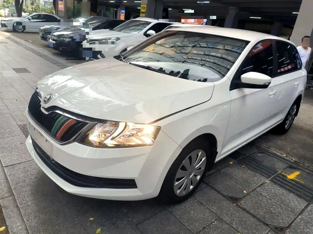 Škoda Skoda Rapid Spaceback 2019 Facelift 1.5L Automatic Standard Version China V