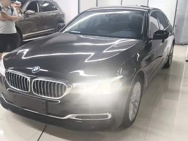 BMW 5 Series 2019 Facelift 530Li Leading Luxury Package