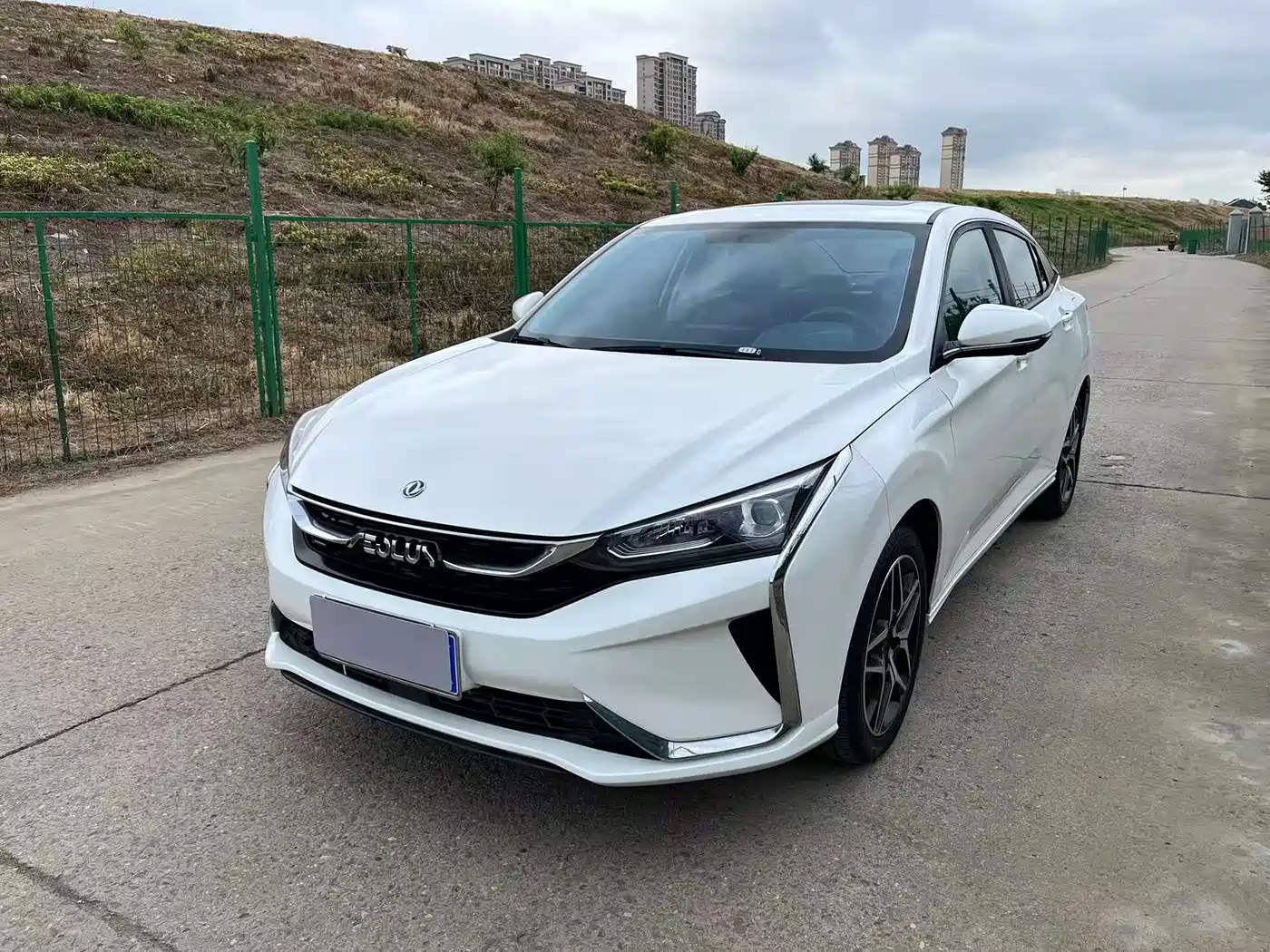 Dongfeng Aeolus Yixuan 2021 230T Auto Shadow Chaser Edition