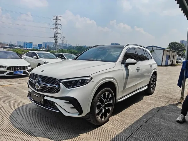 Mercedes-Benz GLC 2023 GLC 260 L 4MATIC Luxury 7-Seater