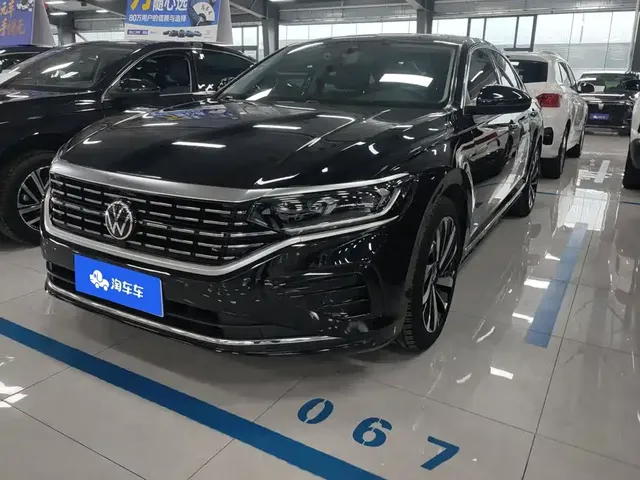 Volkswagen Passat 2022 330TSI Luxury Edition