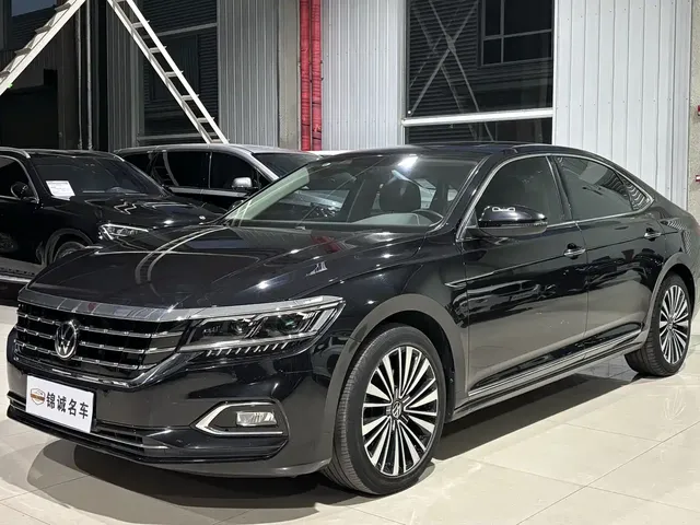 Volkswagen Passat 2021 Model 330TSI Luxury Edition