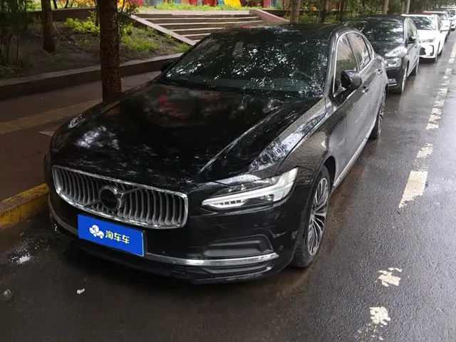 Volvo S90 2023 B5 Intelligent Comfort Luxury Edition