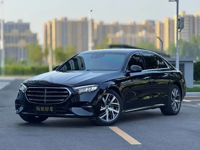 Mercedes-Benz E-Class 2025 E 300 L Fashion