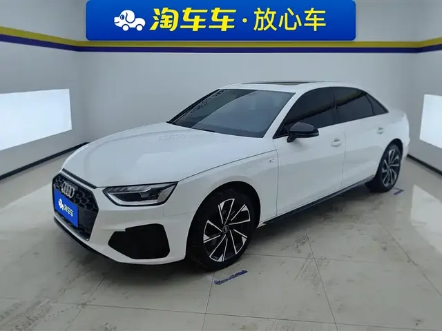 Audi A4L 2023 40 TFSI Luxury Sport