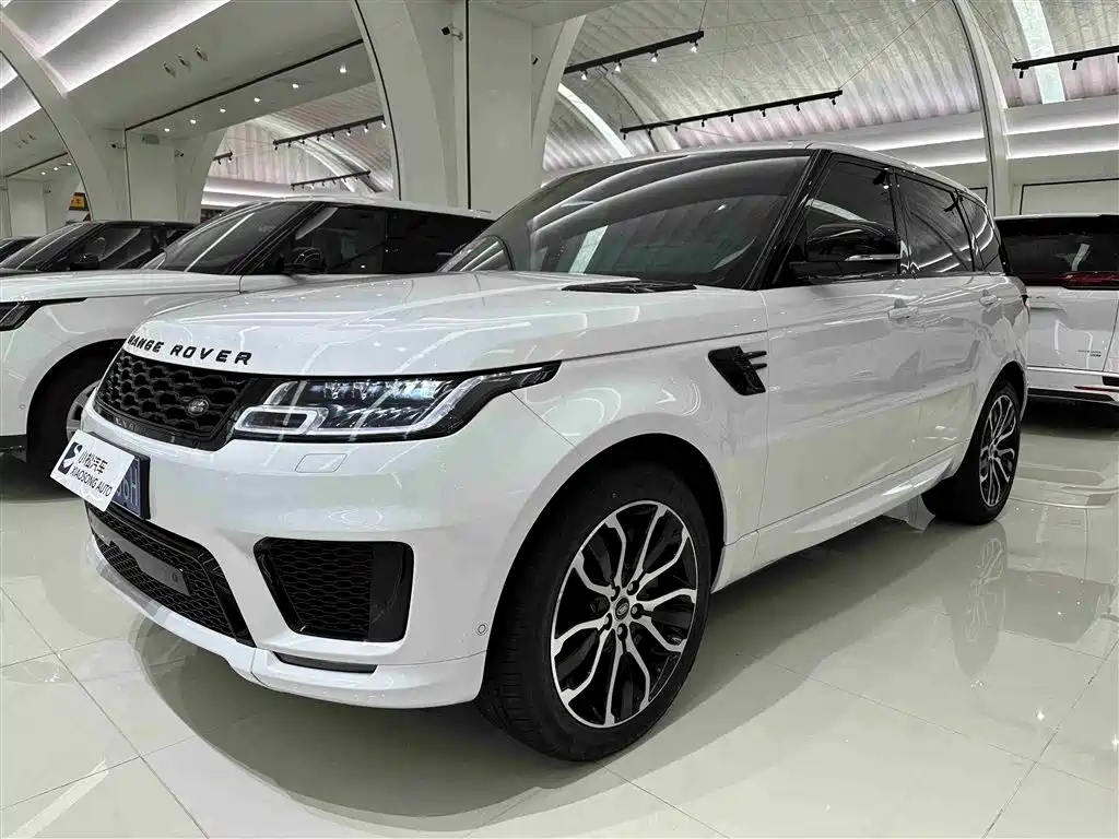 Land Rover Range Rover Sport 2022 3.0 L6 Gloss Black Edition