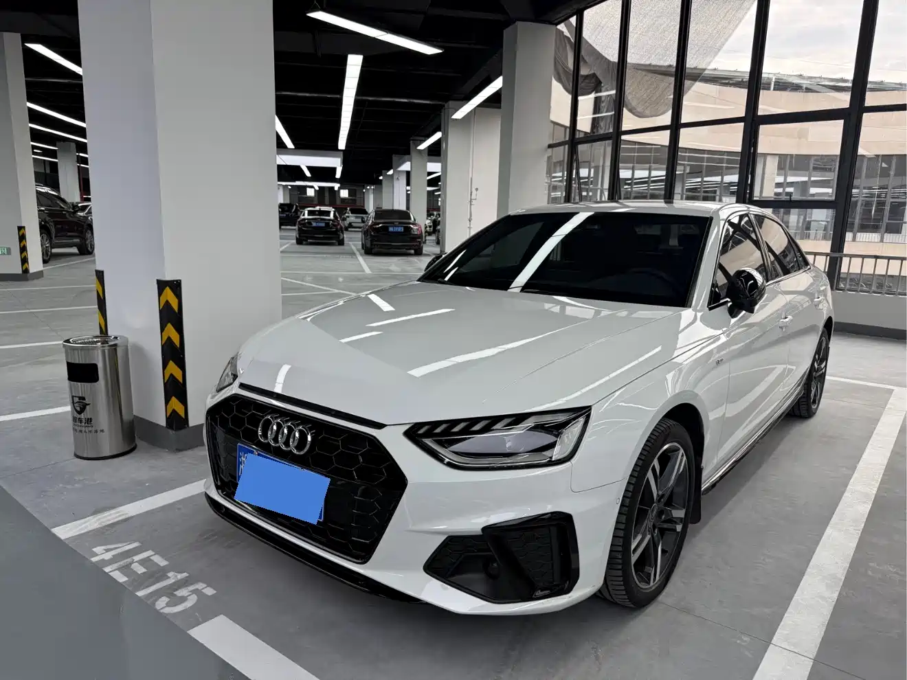 Audi A4L 2022 40 TFSI Luxury Dynamic