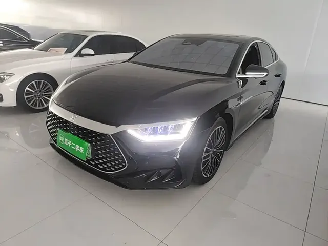 BYD Han 2023 DM-i Champion Edition 121KM Premium
