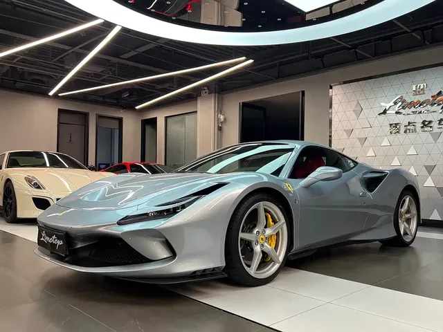 Ferrari F8 2019 Tributo 3.9T V8
