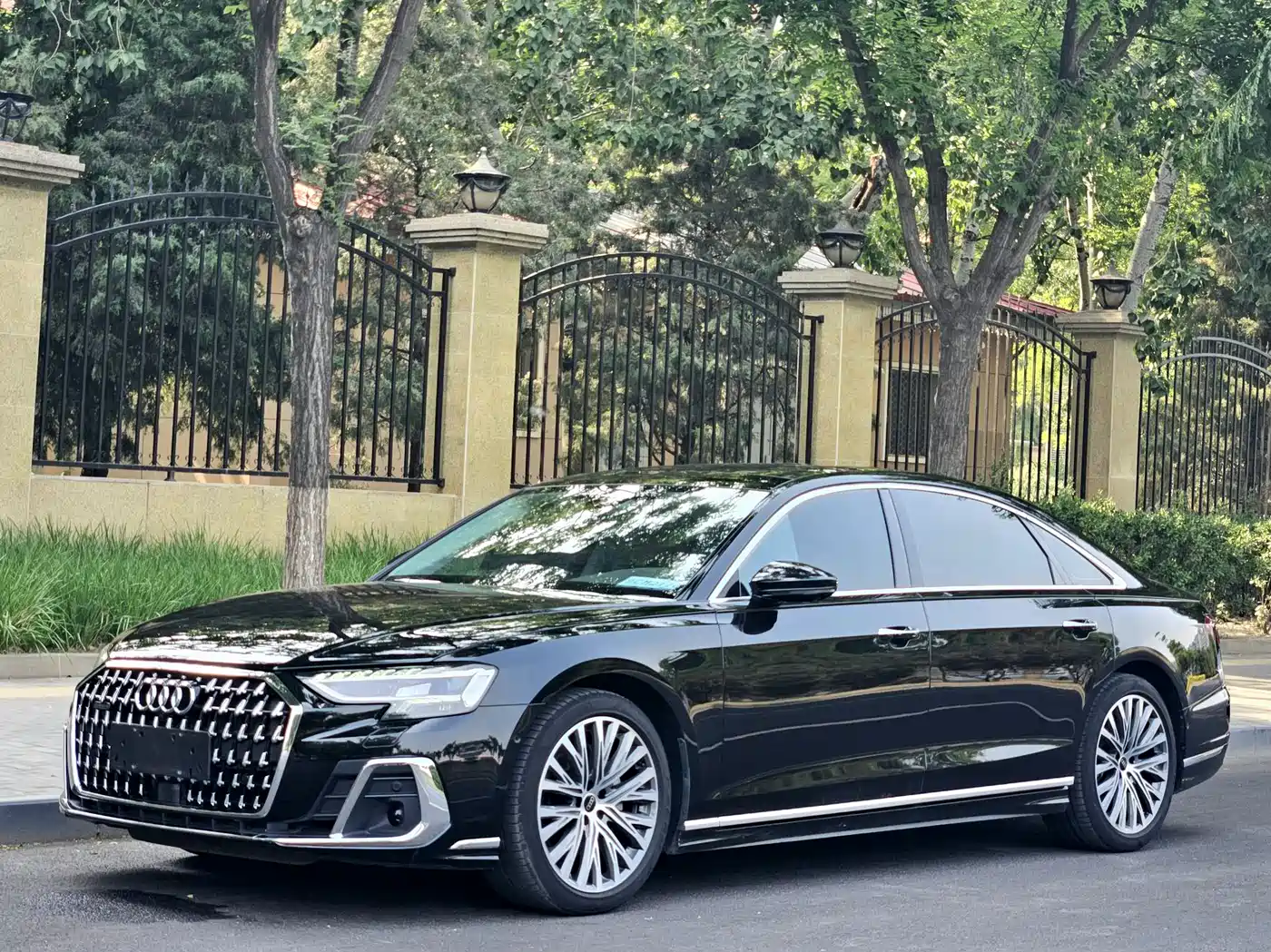 Audi A8 2023 A8L 50 TFSI quattro Exclusive